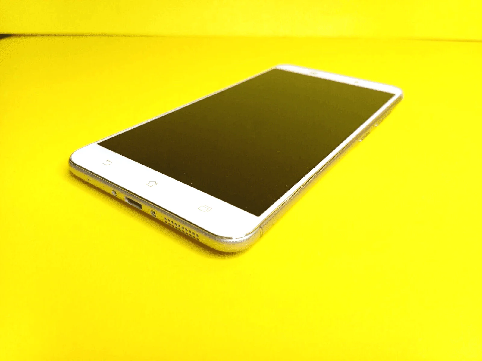 Asus Zenfone 3 Laser Z01BDC Dual SIM 32GB Refurbished - Image 3