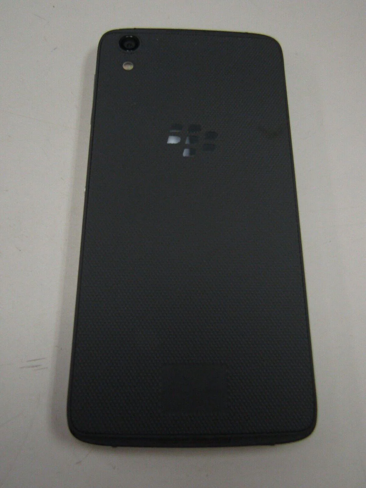 BLACKBERRY DTEK50, 16GB (ROGERS) Refurbished - Image 3