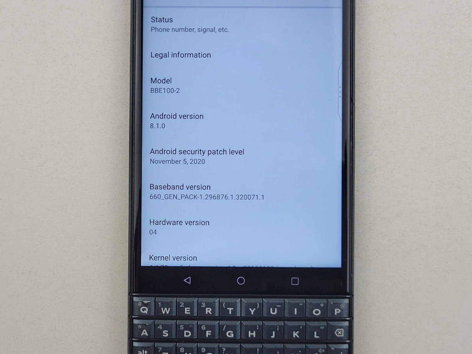 BlackBerry Key2 LE (BBE100-2) 32GB - Gray (GSM Unlocked) Refurbished - Image 3