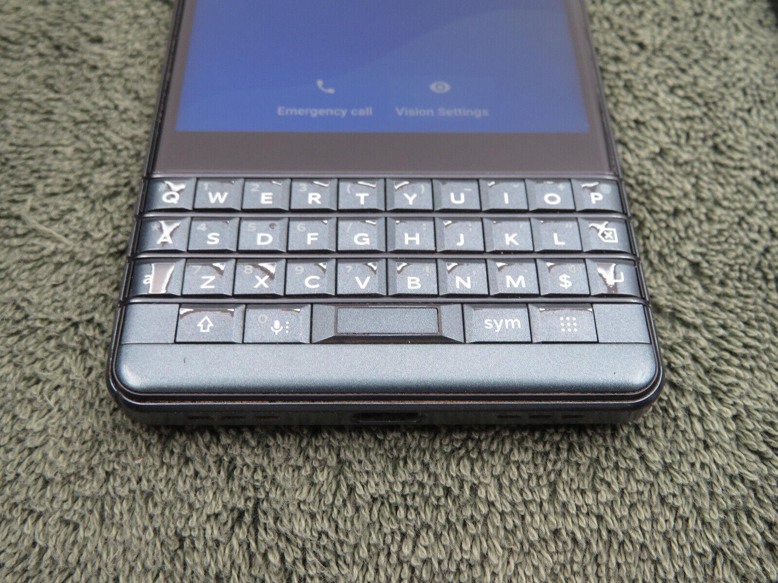 BlackBerry KEY2 LE BBE100-5 - 64GB - Slate (Unlocked) (Dual SIM) Verizon Refurbished - Image 4