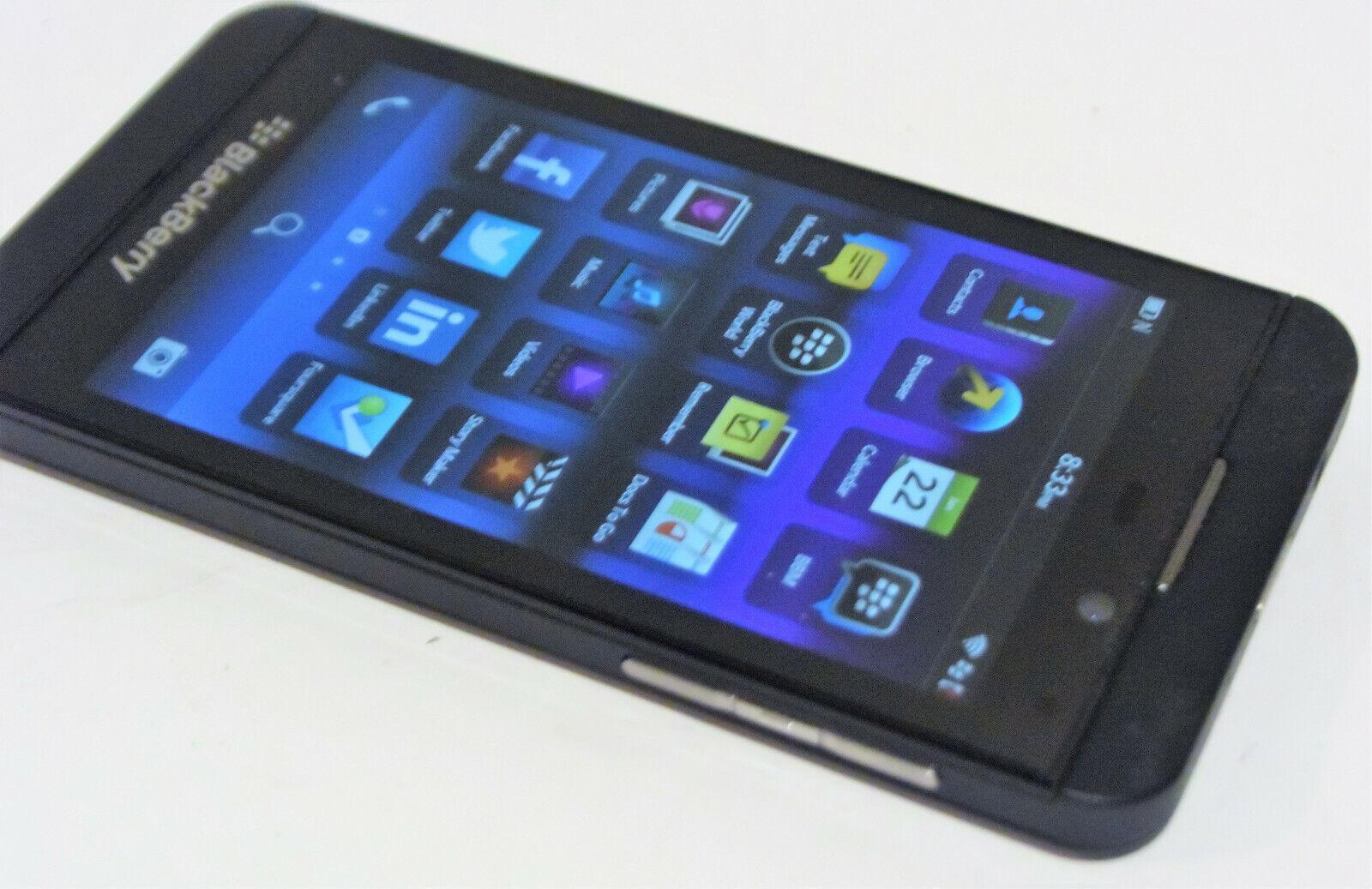 BlackBerry Z10 16GB Black (AT&T) Smartphone - Refurbished - Image 2