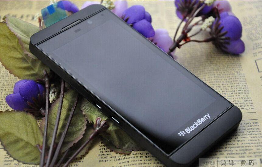 Blackberry Z10 8.0MP Dual-core 4.2" 2G RAM 16G ROM 3G&4G LTE GPS Wi-Fi Refurbished - Image 3