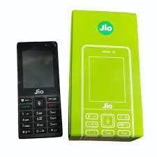 JioPhone 4G Keypad Phone, Premium Design, YouTube, Whatsapp, JioTV, JioCinema, JioSaavn, Video Calling, LED Torch Refurbished - Image 3