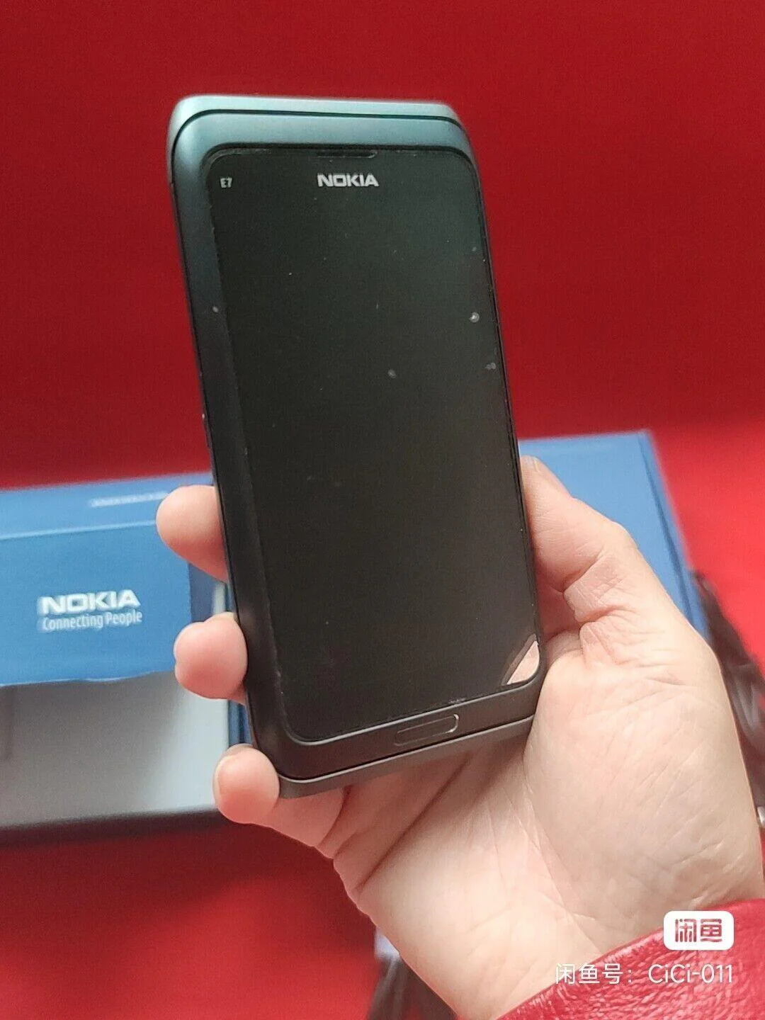 Nokia E Series E7-00 - 16GB black silver Refurbished - Image 2