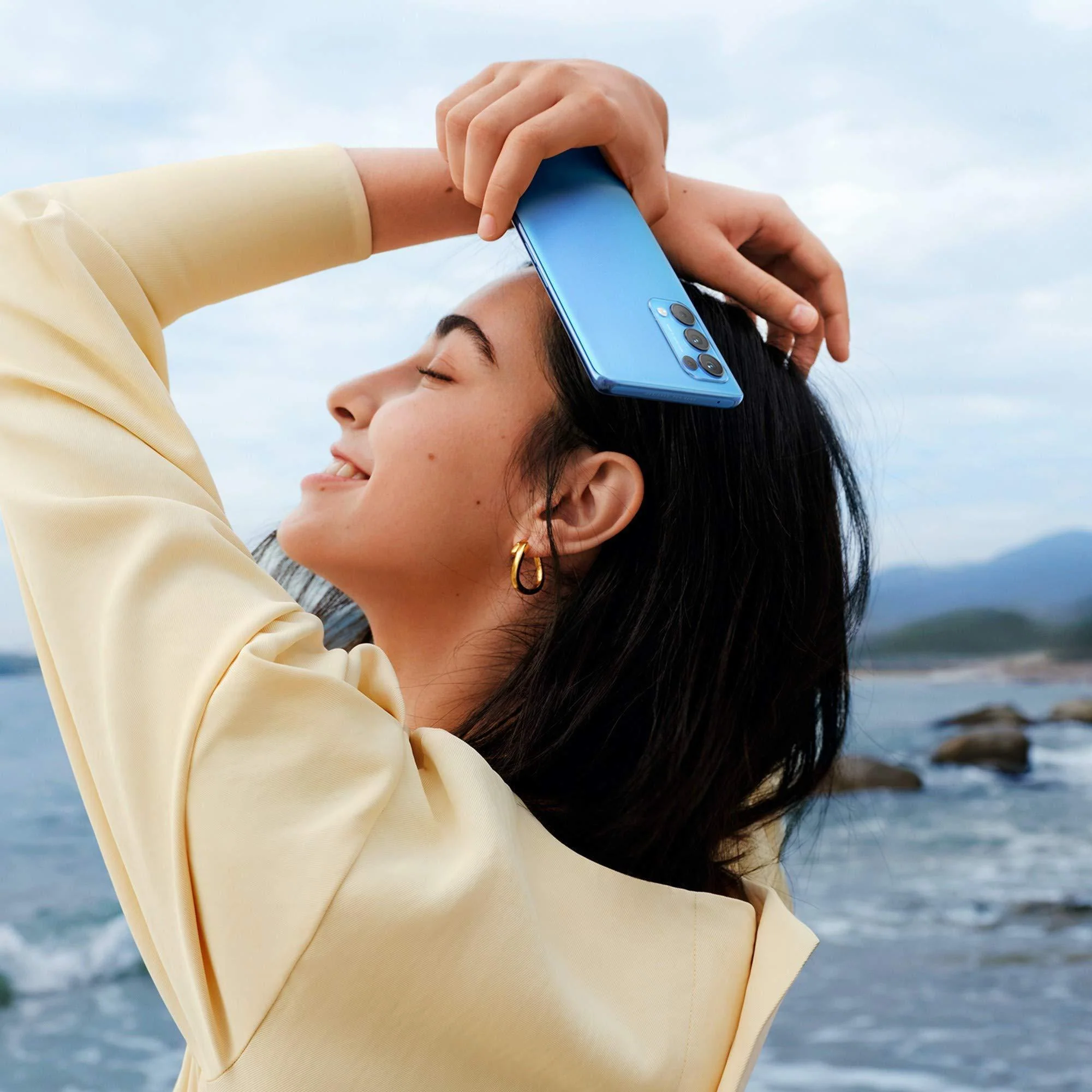 (Refurbished) OPPO Reno5 Pro 5G (Astral Blue, 8GB RAM, 128GB Storage) with No Cost EMI/Additional Exchange Offers - Image 4